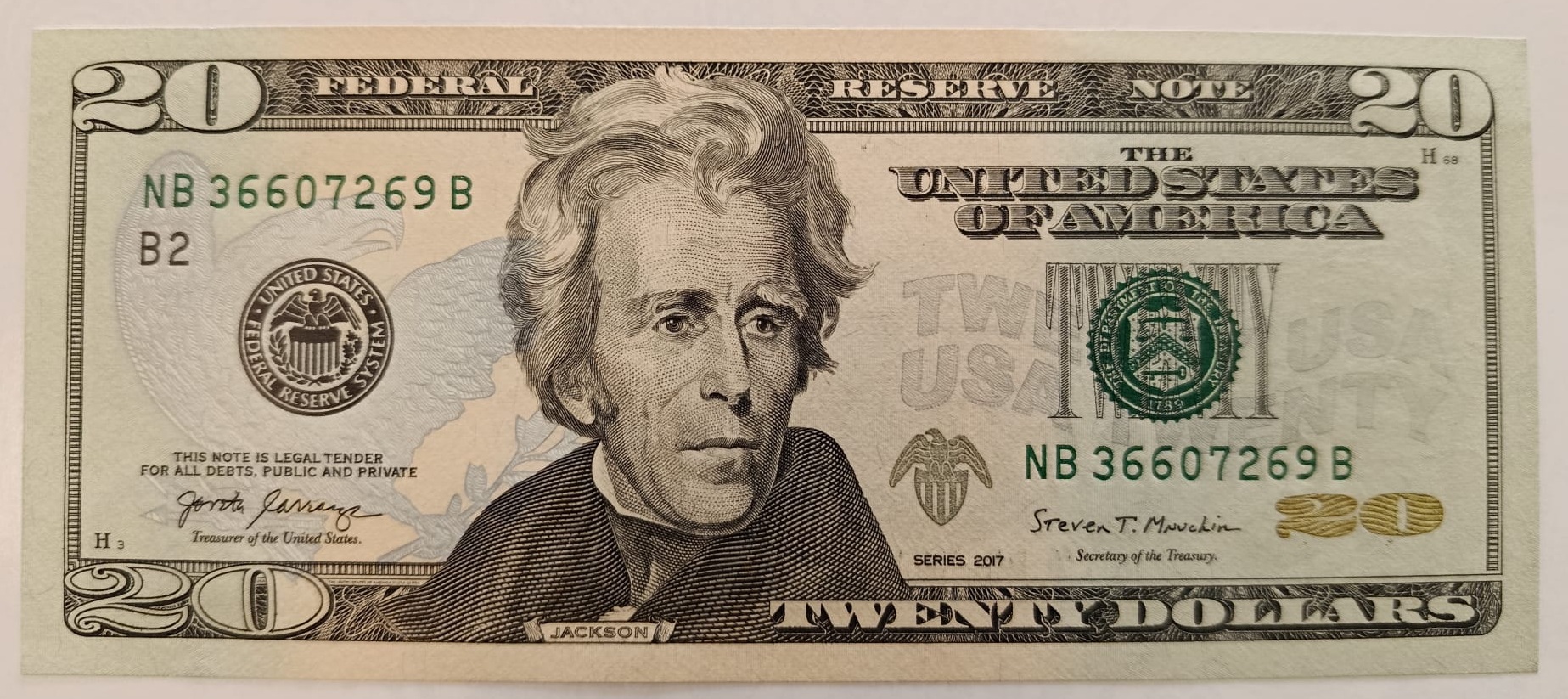 20 dólares